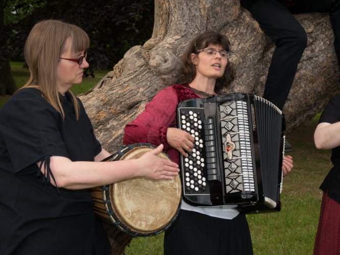 Foto 12.Musiknarren Herrnsheimer Schlosspark 12.jpg